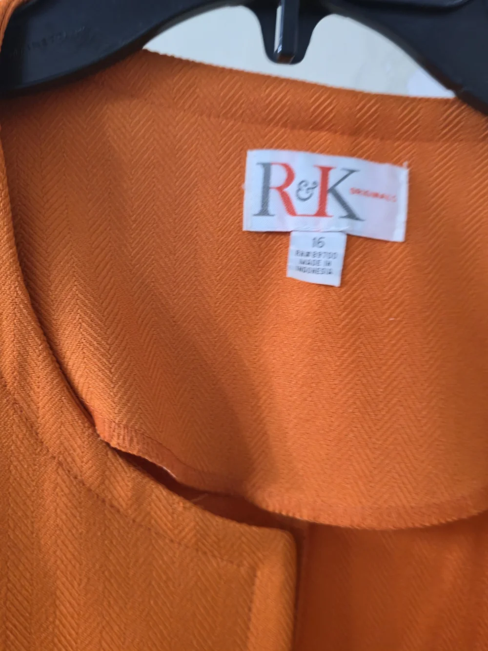 Preowned, R&K Originals Orange Collarless Pocket Blazer for Women. Sz 16. $45.